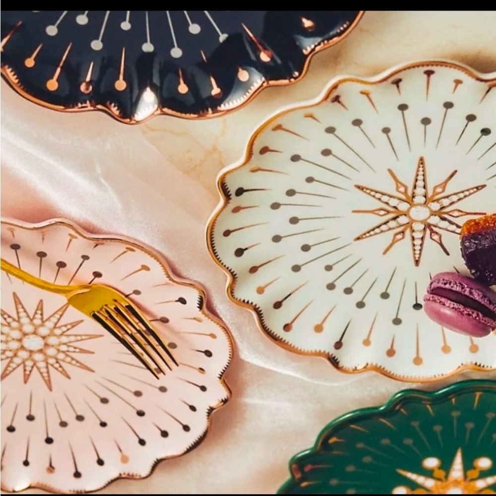 Anthropology, Catherine Martin Starry Night dessert plate. Prices firm. - Picture 5 of 9